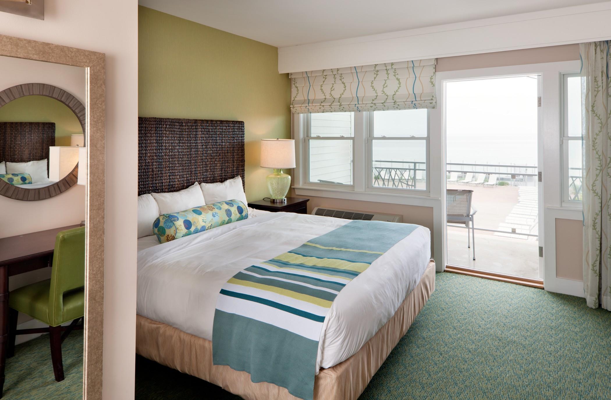 Sea Crest Beach Resort Falmouth Extérieur photo