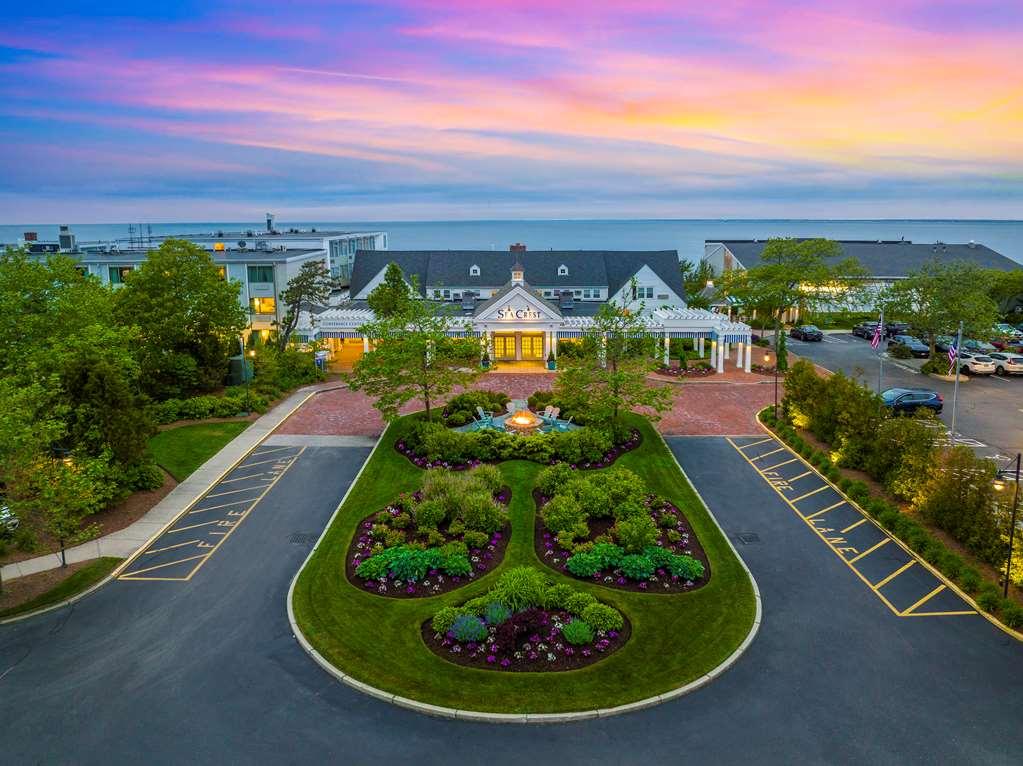 Sea Crest Beach Resort Falmouth Extérieur photo